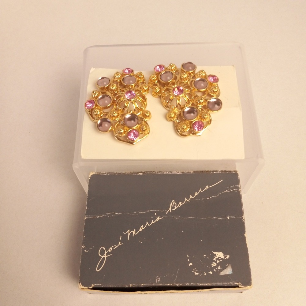 Jose Maria Barrera Avon Vintage 1992 Pink Mauve Gold Tone Clip On Earrings Boxed
